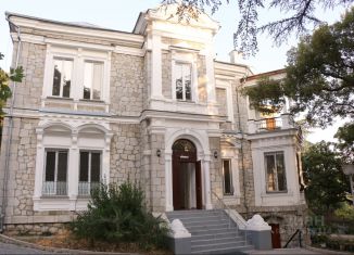 Продаю дом, 825 м2, Крым, улица Щорса, 7В