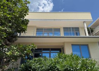 Продаю дом, 350 м2, Крым, улица Горького, 75