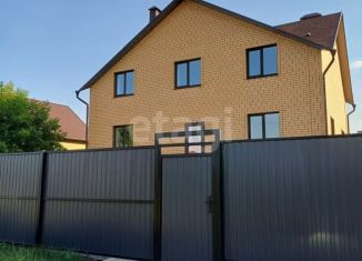 Продаю дом, 240 м2, село Таврово, улица Строителей