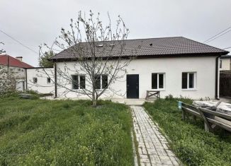 Продажа дома, 193 м2, Астрахань, Ленинский район, Карачинская улица, 19
