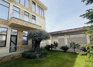 Продам коттедж, 380 м2, Краснодарский край, улица Щирова