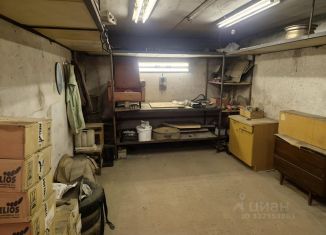 Продам гараж, 21 м2, Тольятти, Центральный район, бульвар 50 лет Октября, 75А