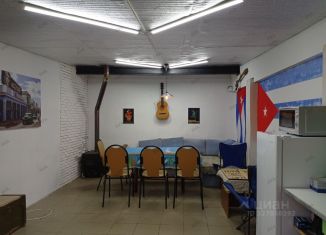 Продам гараж, 24 м2, Энгельс, улица Колотилова, 86