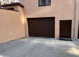 Продается гараж, 18 м2, Геленджик