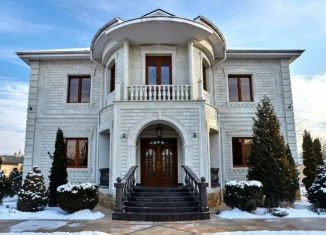 Продам дом, 800 м2, Горячий Ключ, улица Ленина, 109