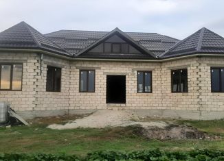 Продаю дом, 240 м2, Кабардино-Балкария, улица Кардановых, 17