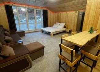 Сдача в аренду дома, 100 м2, Карачаево-Черкесия, улица Ленина, 23А