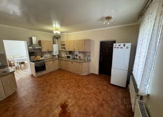 Сдается в аренду дом, 140 м2, Ростовская область, улица Адмирала Крюйса, 32