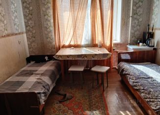 Продаю комнату, 100 м2, Волгодонск, улица Ленина, 96