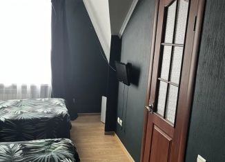 Сдам в аренду комнату, 14 м2, Ленинградская область, Луга, 3