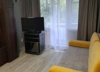 Сдам в аренду 1-ком. квартиру, 32 м2, Орёл, улица Матвеева, 10