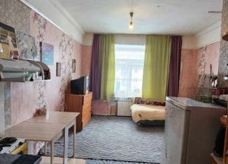 Продаю комнату, 33.4 м2, Кемеровская область, улица Кирова, 2
