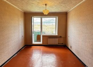 Продаю комнату, 35.7 м2, Братск, Студенческая улица, 14