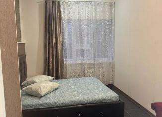 Сдам в аренду комнату, 10 м2, Нефтекамск, улица Карла Маркса, 8Б