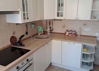 Продаю 2-ком. квартиру, 68.8 м2, Самара, 5-я просека, 95Б