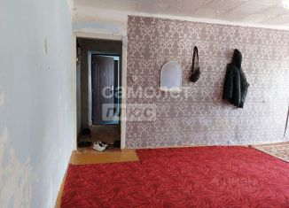 Продается трехкомнатная квартира, 49.8 м2, Крымск, улица Маршала Гречко