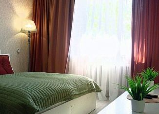Сдам 1-ком. квартиру, 30 м2, Калининград, улица 9 Апреля, 64