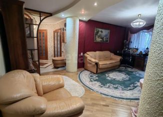 Продам трехкомнатную квартиру, 110.5 м2, Белгород, Восточный округ, улица Чехова, 32