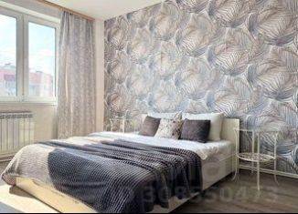 Сдам в аренду 1-ком. квартиру, 46 м2, Орёл, площадь Поликарпова, 20