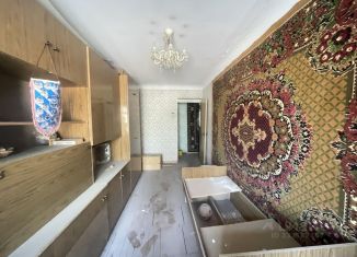 Трехкомнатная квартира на продажу, 56 м2, Таганрог, улица Осипенко, 53