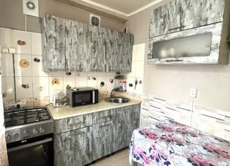 Продам 4-ком. квартиру, 59 м2, Саратовская область, 2-й микрорайон, 32