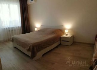 Сдача в аренду 1-комнатной квартиры, 40 м2, Энгельс, проспект Химиков, 3А