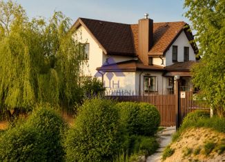 Продам коттедж, 350 м2, Ростовская область, улица Отдыха