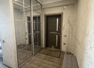 Продаю двухкомнатную квартиру, 56.7 м2, Улан-Удэ, микрорайон 140А, 10Б