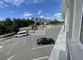 Продаю 1-ком. квартиру, 40 м2, Нальчик, улица Шогенова, 7А