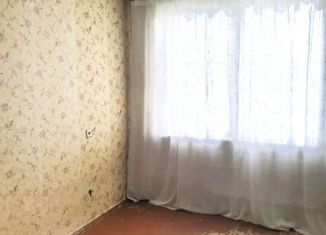 Продам комнату, 63.5 м2, Санкт-Петербург, Народная улица, 2В, метро Елизаровская
