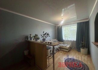 Продаю четырехкомнатную квартиру, 81 м2, Крымск, улица Карла Либкнехта, 4