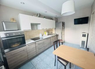 2-комнатная квартира на продажу, 77.3 м2, Иркутск, улица Карла Либкнехта, 202