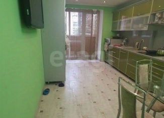 Продаю трехкомнатную квартиру, 90.1 м2, Стерлитамак, улица Богдана Хмельницкого, 38