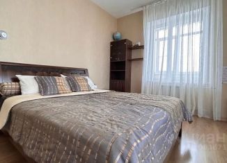 Сдам 1-ком. квартиру, 70 м2, Самара, улица Буянова, 131, метро Гагаринская