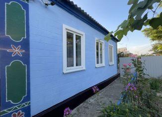 Продам дом, 70 м2, станица Петровская