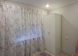 Комната на продажу, 12 м2, Старый Оскол, микрорайон Макаренко, 13к2