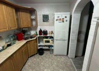 Продам 2-ком. квартиру, 45.2 м2, Белгородская область, микрорайон Макаренко, 1