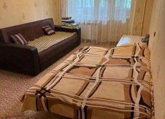 Сдам в аренду 2-комнатную квартиру, 51 м2, Самара, улица Тухачевского, 40, метро Московская