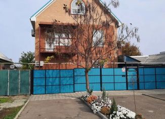 Сдаю дом, 100 м2, Приморско-Ахтарск, улица Горшковой, 41