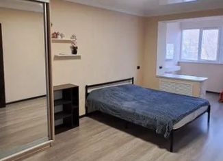 Аренда 3-комнатной квартиры, 64 м2, Краснодарский край, улица Карла Маркса, 39
