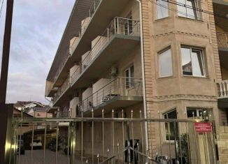 Сдаю в аренду комнату, 10 м2, Сочи, улица 8 Марта, 18/2, микрорайон Центральный