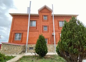 Сдам в аренду дом, 650 м2, Краснодарский край, улица Свободы, 30