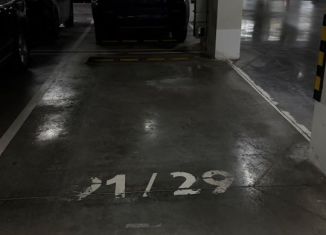 Продаю машиноместо, 13.5 м2, Москва