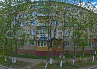 Продажа трехкомнатной квартиры, 59.8 м2, Малоярославец, улица Карла Маркса, 2