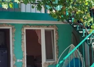 Сдается в аренду дом, 40 м2, Феодосия, улица Стамова, 33