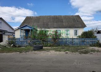 Продам дом, 70 м2, посёлок городского типа Радица-Крыловка, улица Тургенева, 20