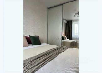 Сдаю в аренду 2-комнатную квартиру, 60 м2, Воронеж, улица Перевёрткина, 1/2, Железнодорожный район