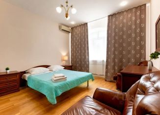 Сдам в аренду двухкомнатную квартиру, 60 м2, Самарская область, Садовая улица, 256