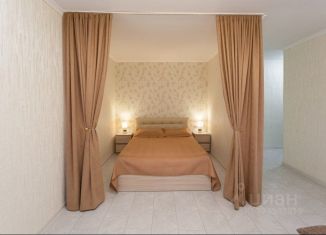 Сдается 1-комнатная квартира, 34 м2, Калининград, улица Шевченко, 3