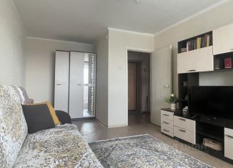 Продается 1-комнатная квартира, 34.5 м2, Курган, 11-й микрорайон, 17